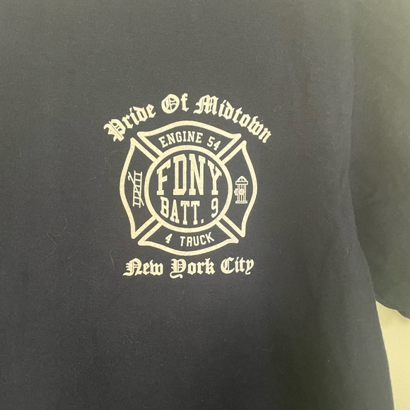 NYFD Pride of Midtown T-Shirt Batt. 9-11 Tribute Shirt - Picture 3 of 5